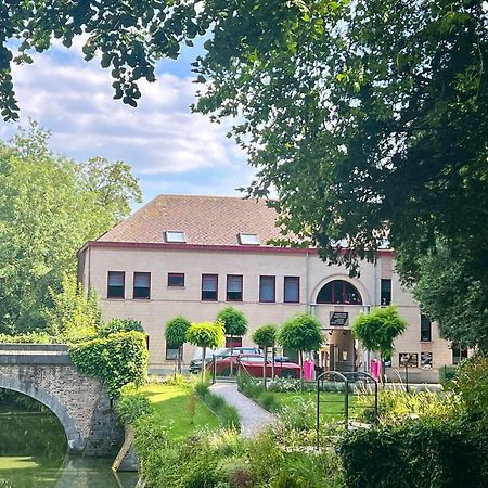 Haras Des Chartreux Hotel Estaimbourg Buitenkant foto