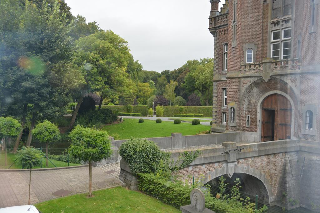 Haras Des Chartreux Hotel Estaimbourg Buitenkant foto