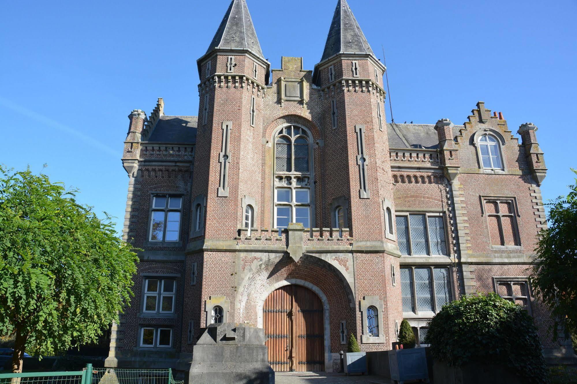 Haras Des Chartreux Hotel Estaimbourg Buitenkant foto